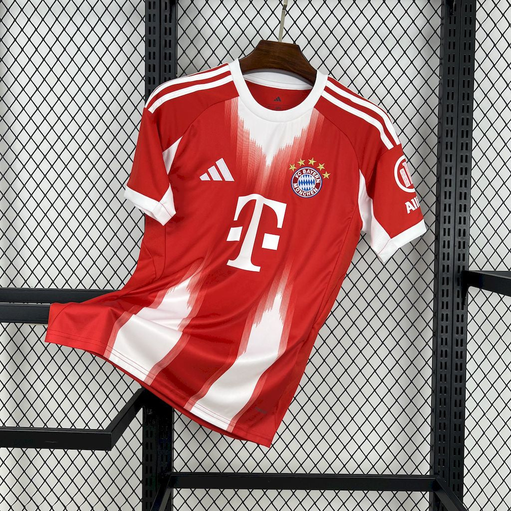 FC BAYERN MÜNICH 2025/26 HOME KIT